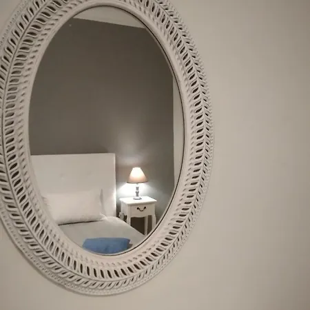 Androniki Apartment *